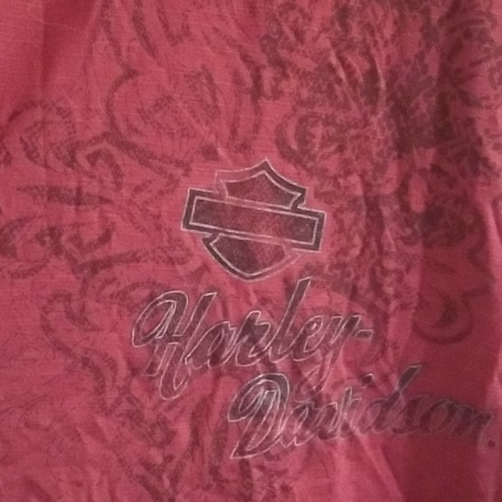 HD tee with tie up back and snake skin